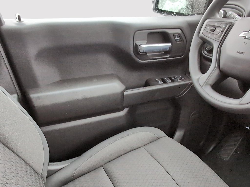 2026 Chevrolet Silverado 1500 Custom Trail Boss in Drummondville, Quebec - 11 - w1024h768px