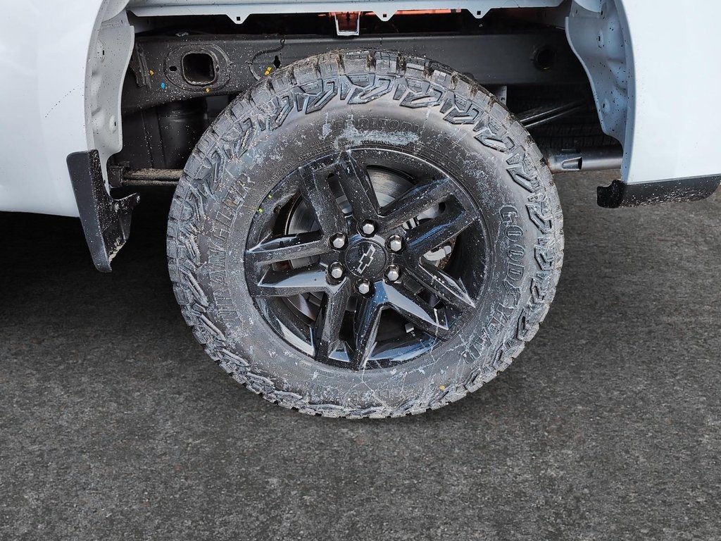 2026 Chevrolet Silverado 1500 Custom Trail Boss-5