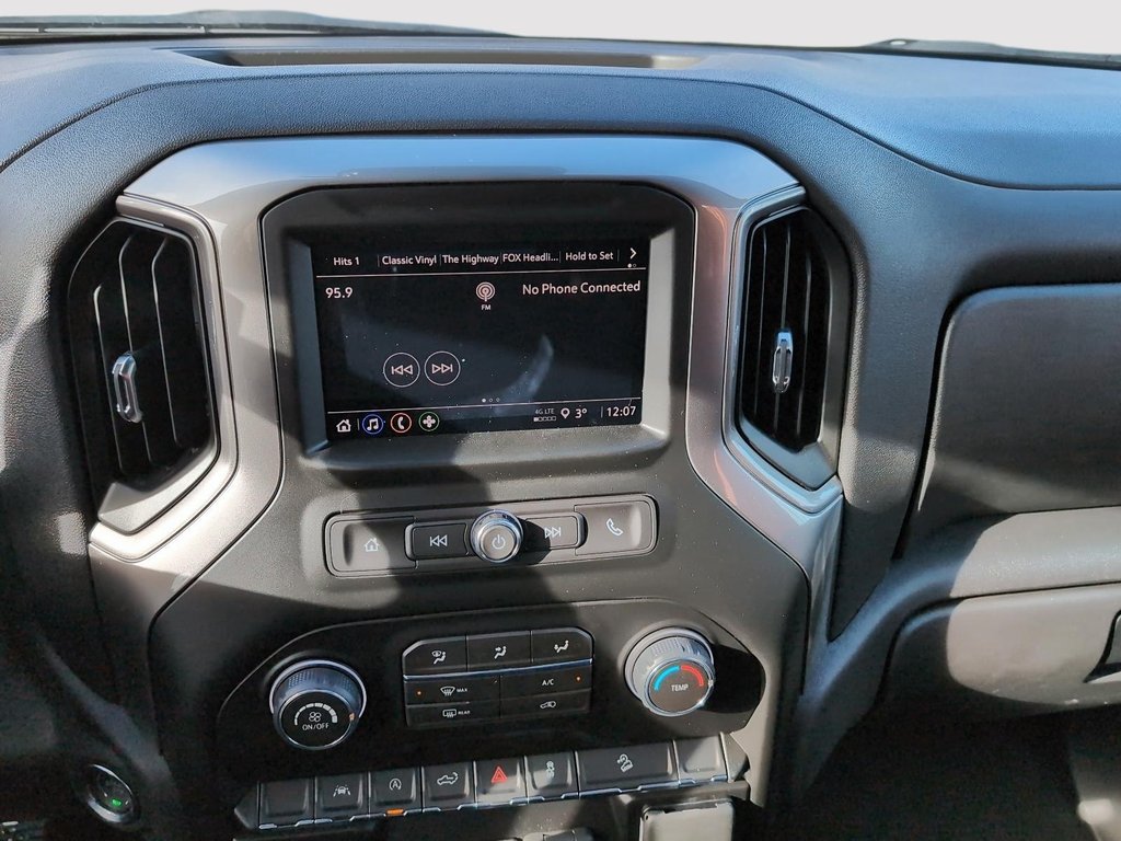 2026 Chevrolet Silverado 1500 Custom Trail Boss in Drummondville, Quebec - 16 - w1024h768px