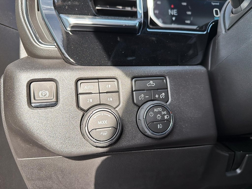 2026 Chevrolet Silverado 1500 RST in Drummondville, Quebec - 10 - w1024h768px