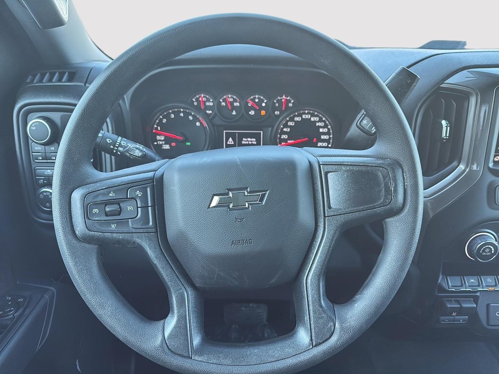 Chevrolet Silverado 1500 Custom Trail Boss 2026 à Drummondville, Québec - 12 - w1024h768px