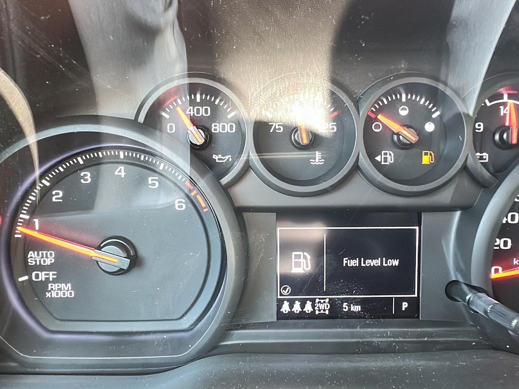 2026 Chevrolet Silverado 1500 Custom in Drummondville, Quebec - 13 - w1024h768px