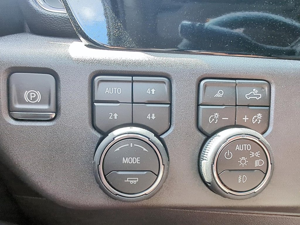 2026 Chevrolet Silverado 1500 LT Trail Boss in Drummondville, Quebec - 14 - w1024h768px