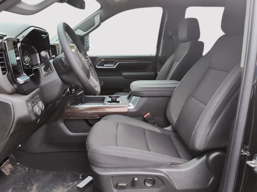 2026 Chevrolet Silverado 2500 HD LT in Drummondville, Quebec - 7 - w1024h768px