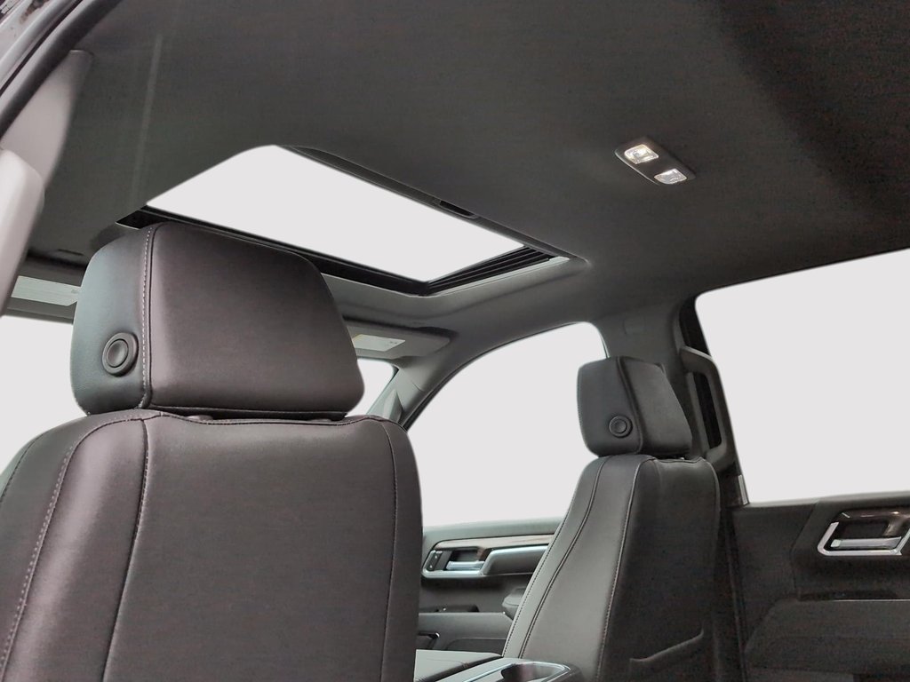 2026 Chevrolet Silverado 2500 HD LTZ in Drummondville, Quebec - 15 - w1024h768px