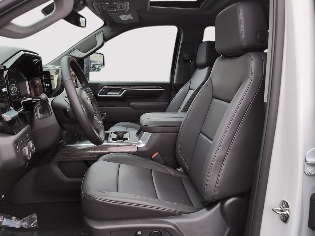 2026 Chevrolet SILVERADO 2500 4RM LTZ CREW in Drummondville, Quebec - 8 - w1024h768px