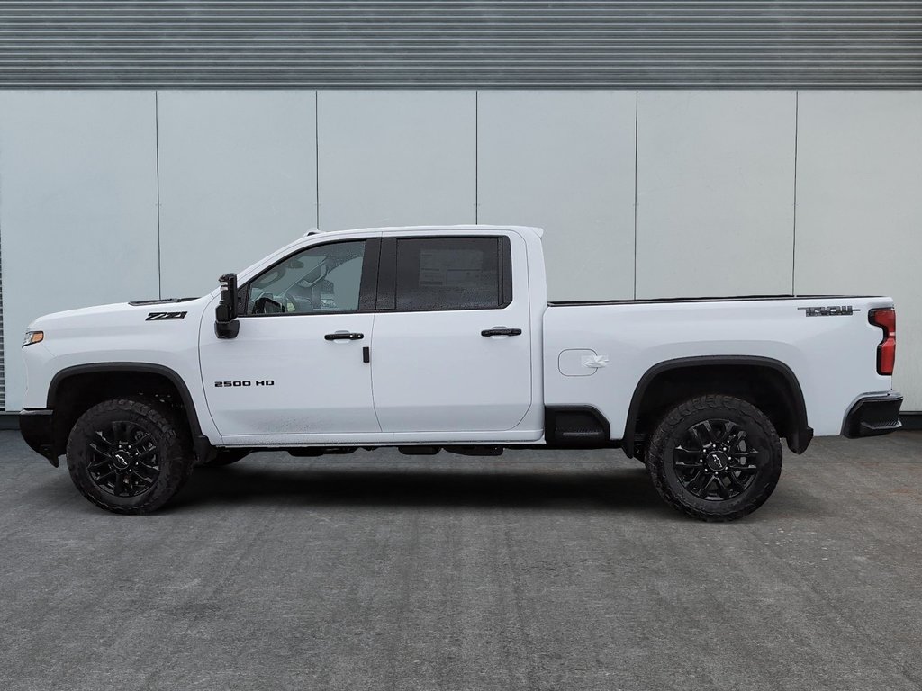 2026 Chevrolet SILVERADO 2500 4RM LTZ CREW in Drummondville, Quebec - 6 - w1024h768px