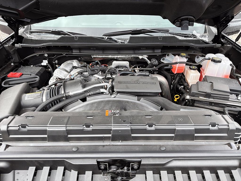 Chevrolet Silverado 2500 HD CUSTOM 2025 à Drummondville, Québec - 7 - w1024h768px