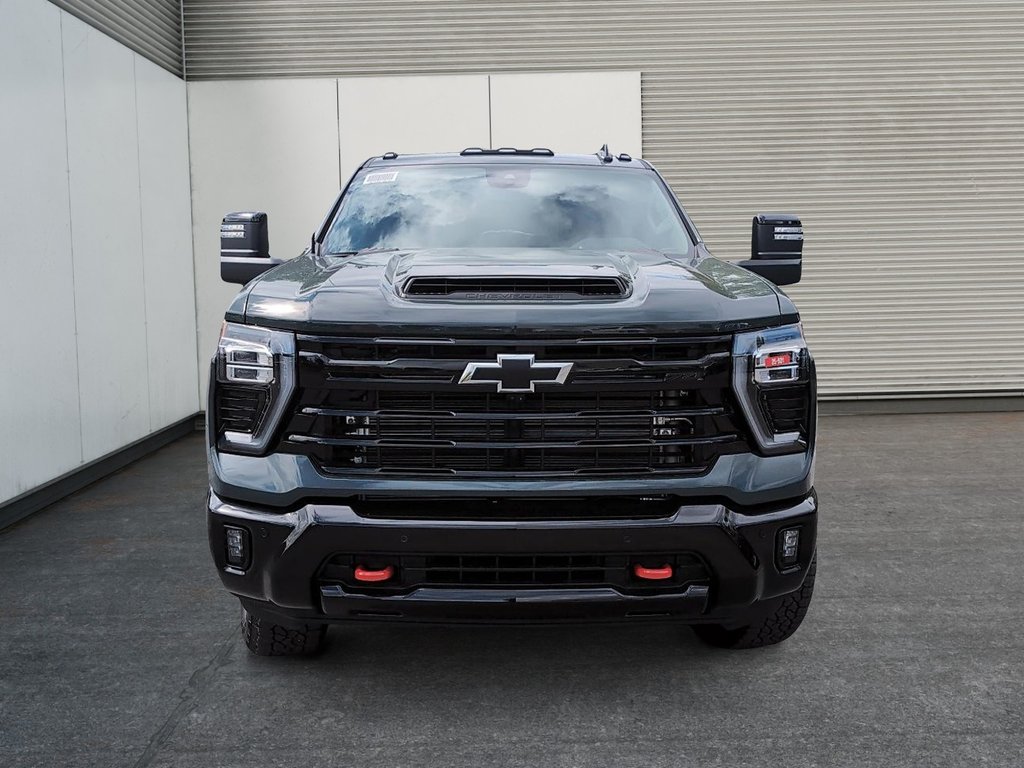 2025 Chevrolet SILVERADO 2500 HD LT in Drummondville, Quebec - 3 - w1024h768px