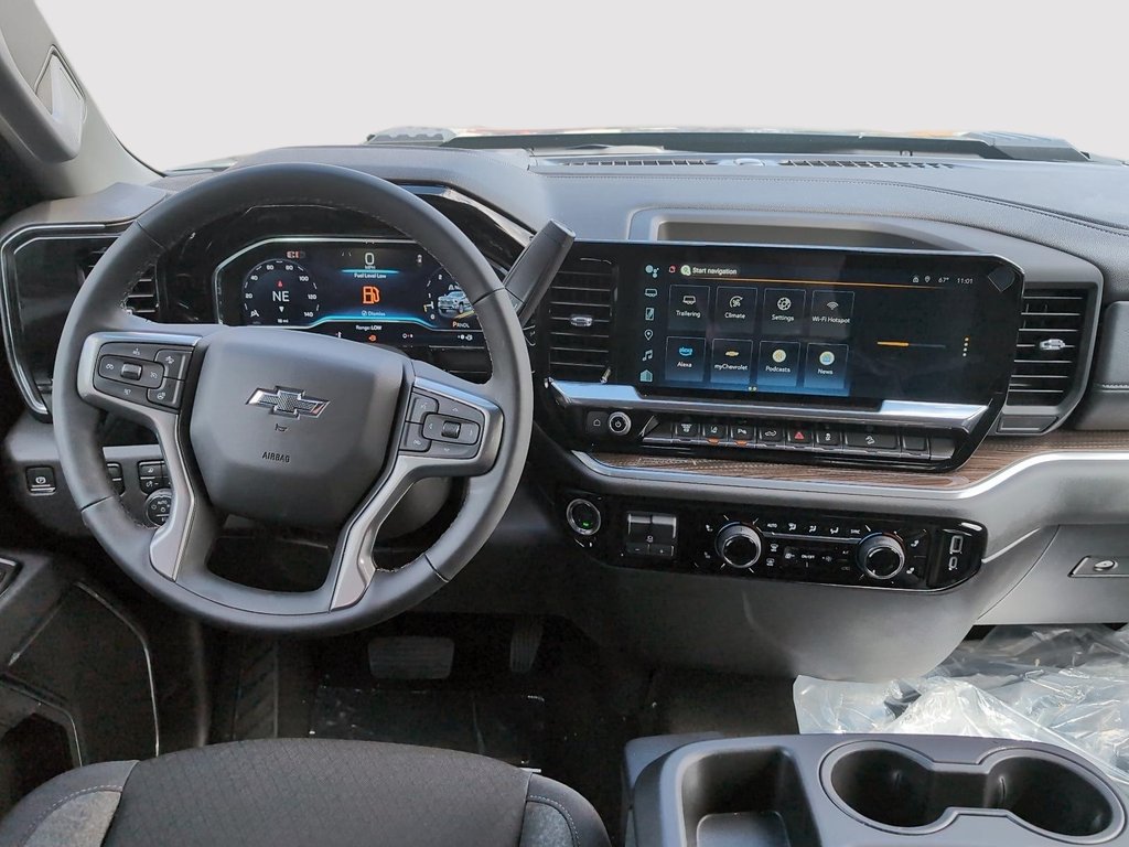 2025 Chevrolet SILVERADO 2500 HD LT in Drummondville, Quebec - 20 - w1024h768px