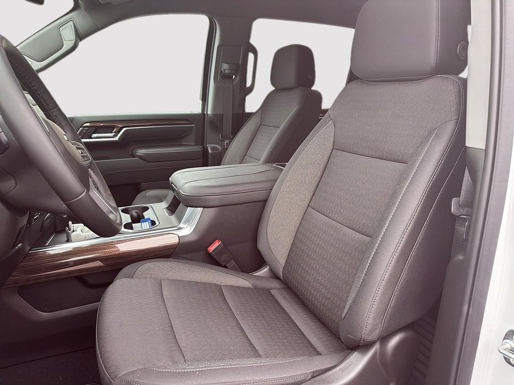 2026 Chevrolet Silverado 2500 HD LT in Drummondville, Quebec - 8 - w1024h768px