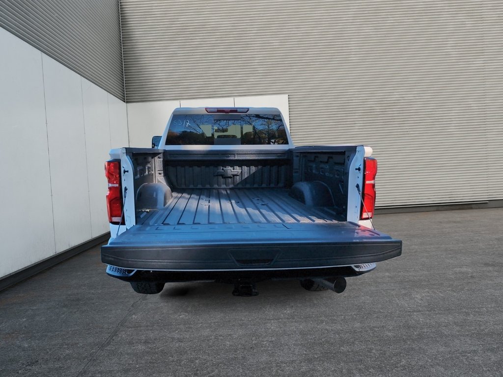 2026 Chevrolet Silverado 2500 HD LTZ in Drummondville, Quebec - 16 - w1024h768px