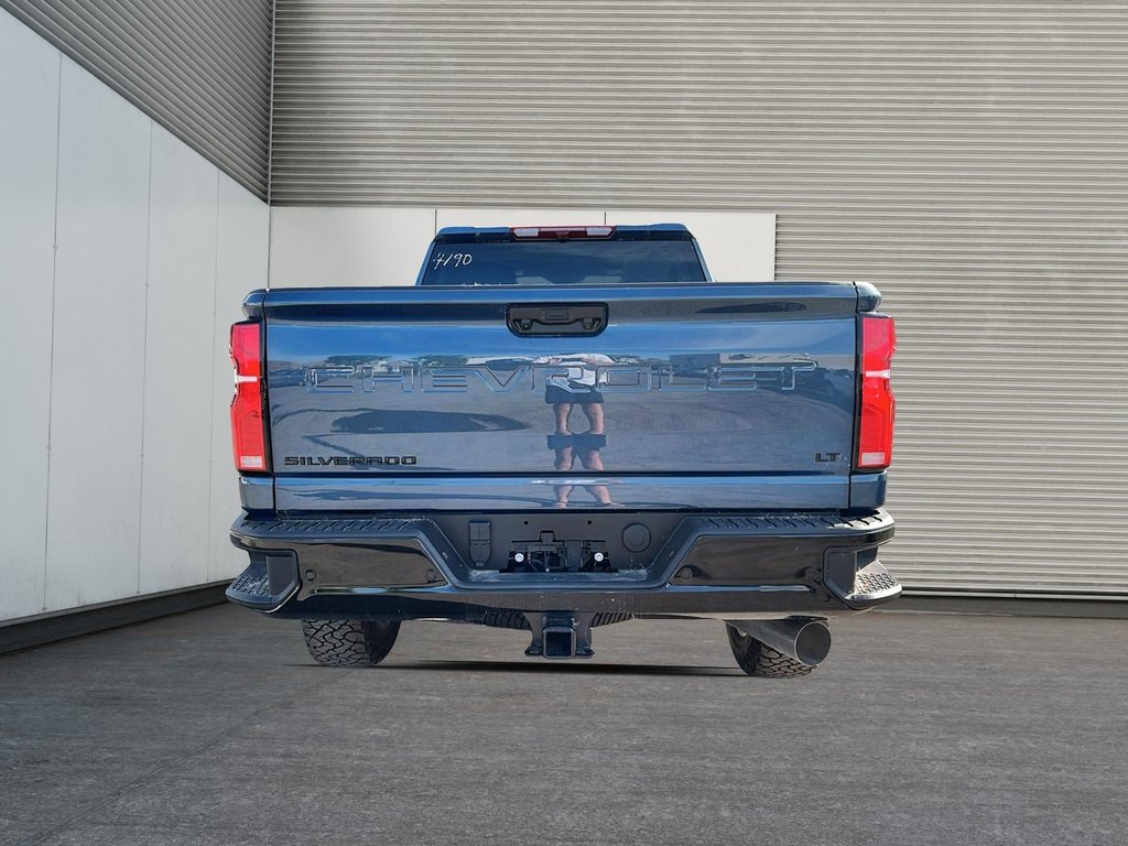 Chevrolet Silverado 2500 HD LT 2026 à Drummondville, Québec - 3 - w1024h768px