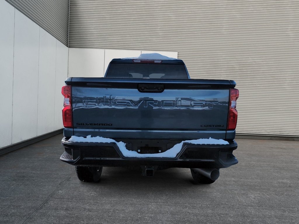 Chevrolet Silverado 2500 HD CUSTOM 2026 à Drummondville, Québec - 4 - w1024h768px