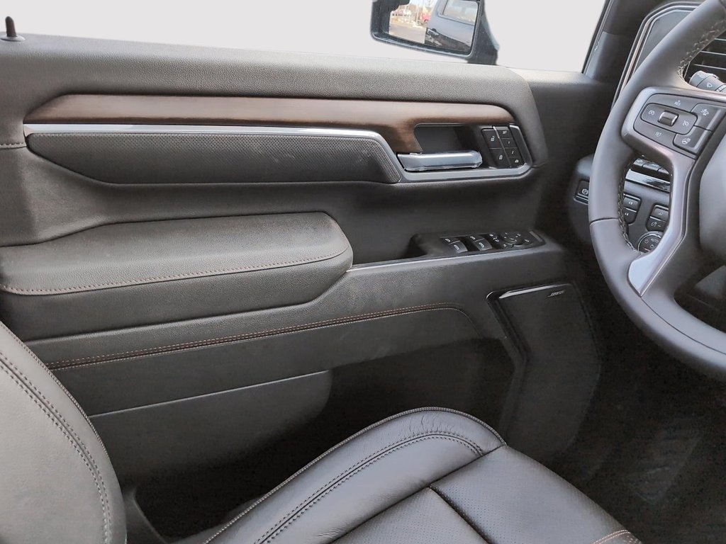 Chevrolet Silverado 2500 HD HIGH COUNTRY 2026 à Drummondville, Québec - 11 - w1024h768px