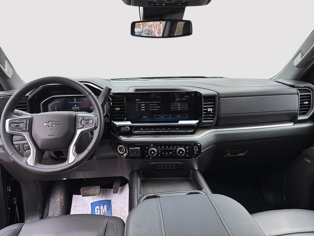 Chevrolet Silverado 2500 HD LTZ 2026 à Drummondville, Québec - 9 - w1024h768px