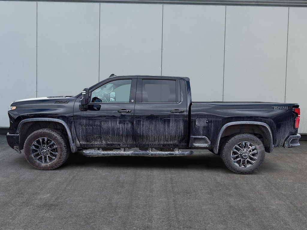 Chevrolet Silverado 2500 HD LTZ 2026 à Drummondville, Québec - 5 - w1024h768px