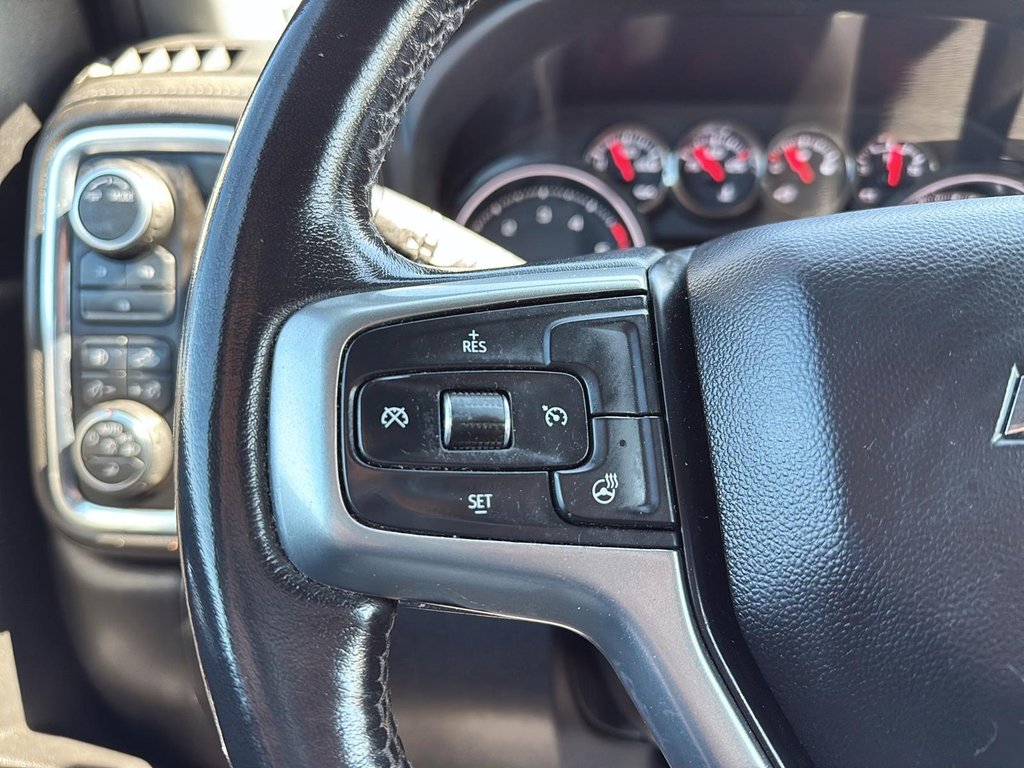 Chevrolet Silverado 2500HD LT 2023 à Drummondville, Québec - 14 - w1024h768px