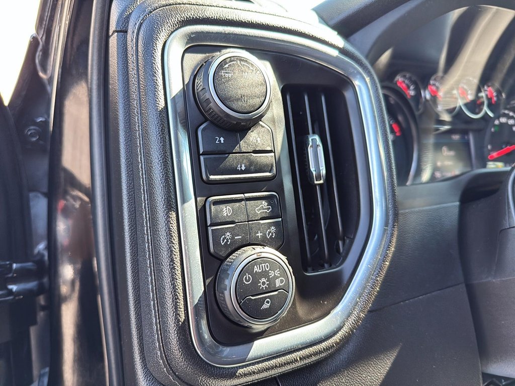 Chevrolet Silverado 2500HD LT 2023 à Drummondville, Québec - 12 - w1024h768px