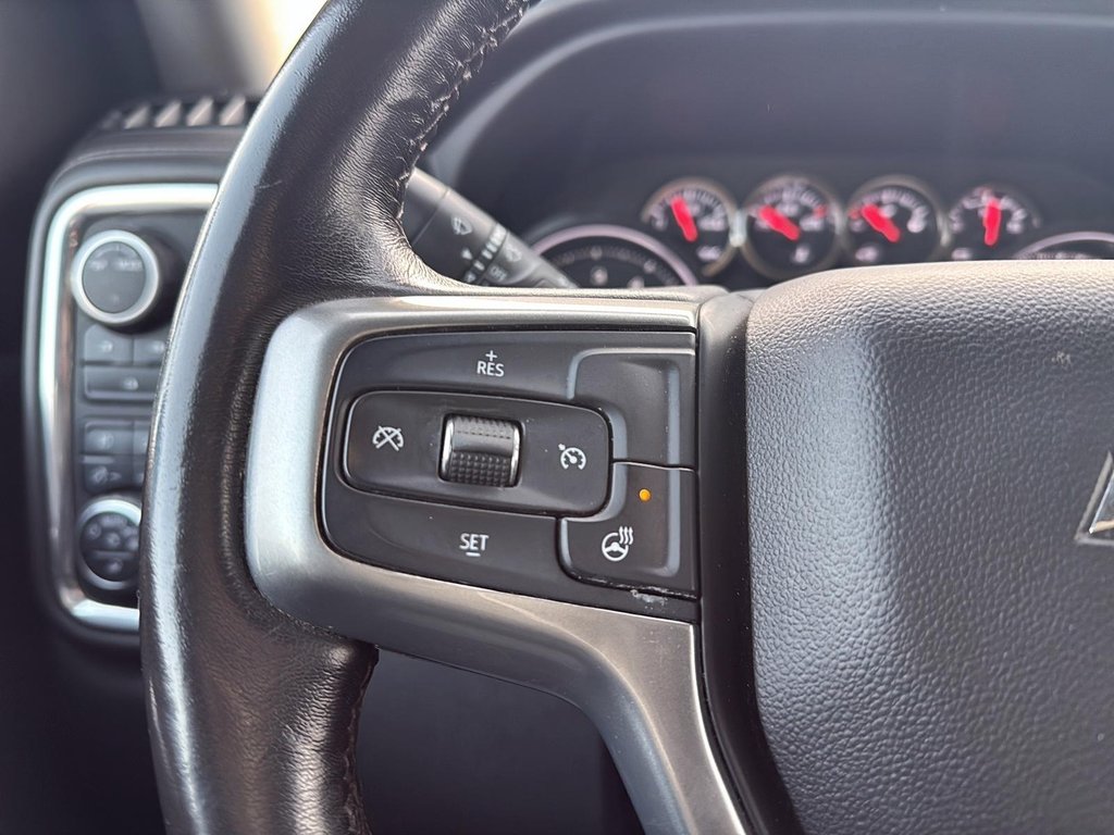 Chevrolet Silverado 2500HD LT 2023 à Drummondville, Québec - 14 - w1024h768px