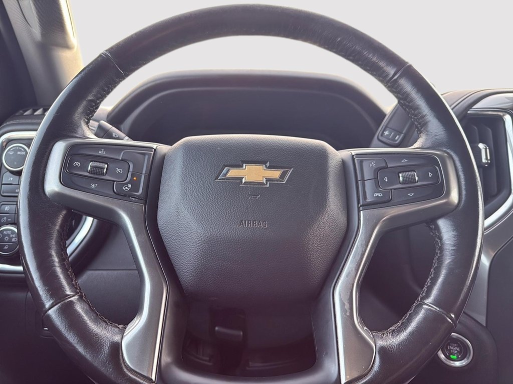 Chevrolet Silverado 2500HD LT 2023 à Drummondville, Québec - 13 - w1024h768px