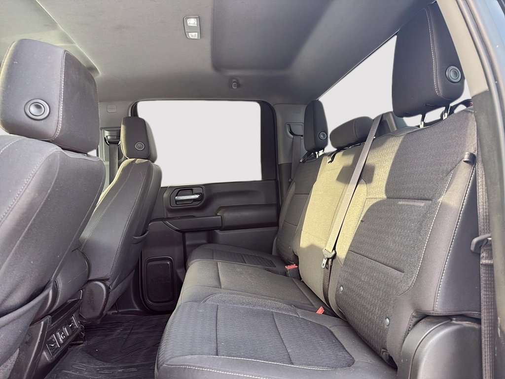 Chevrolet Silverado 2500HD LT 2023 à Drummondville, Québec - 9 - w1024h768px