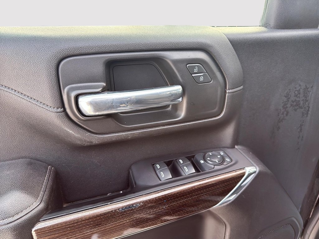 Chevrolet Silverado 2500HD LT 2023 à Drummondville, Québec - 11 - w1024h768px