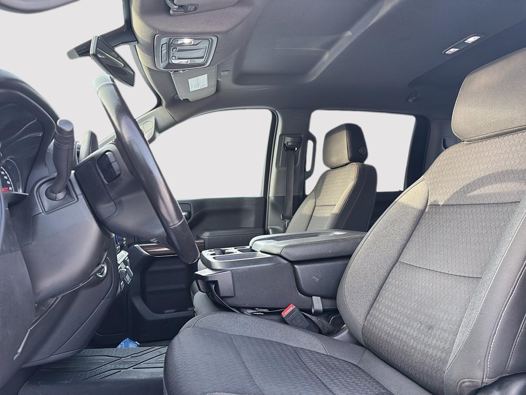 Chevrolet Silverado 2500HD LT 2023 à Drummondville, Québec - 8 - w1024h768px