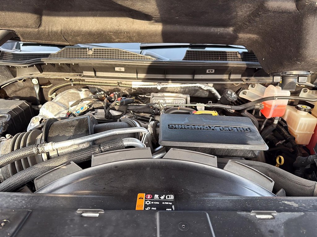 Chevrolet Silverado 2500HD LT 2023 à Drummondville, Québec - 7 - w1024h768px