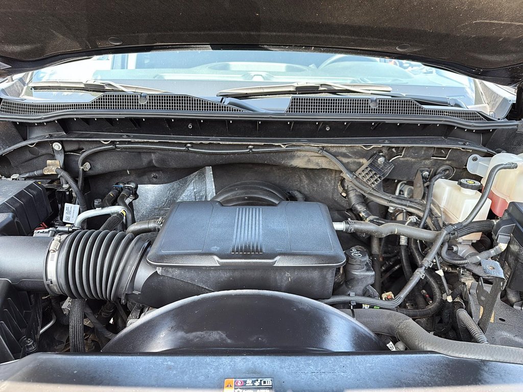 Chevrolet Silverado 2500HD Custom 2024 à Drummondville, Québec - 8 - w1024h768px