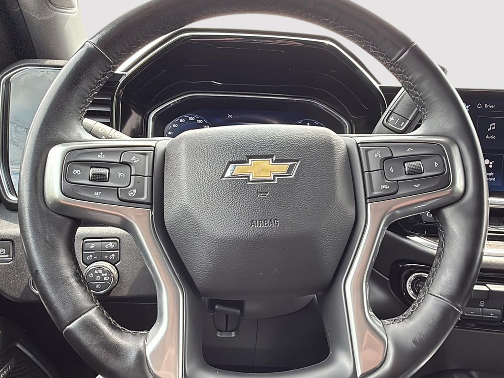 2024 Chevrolet Silverado 2500HD LTZ in Drummondville, Quebec - 13 - w1024h768px