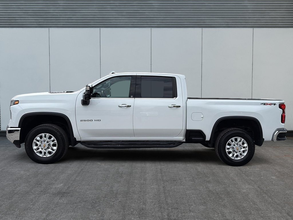 2024 Chevrolet Silverado 2500HD LTZ in Drummondville, Quebec - 5 - w1024h768px