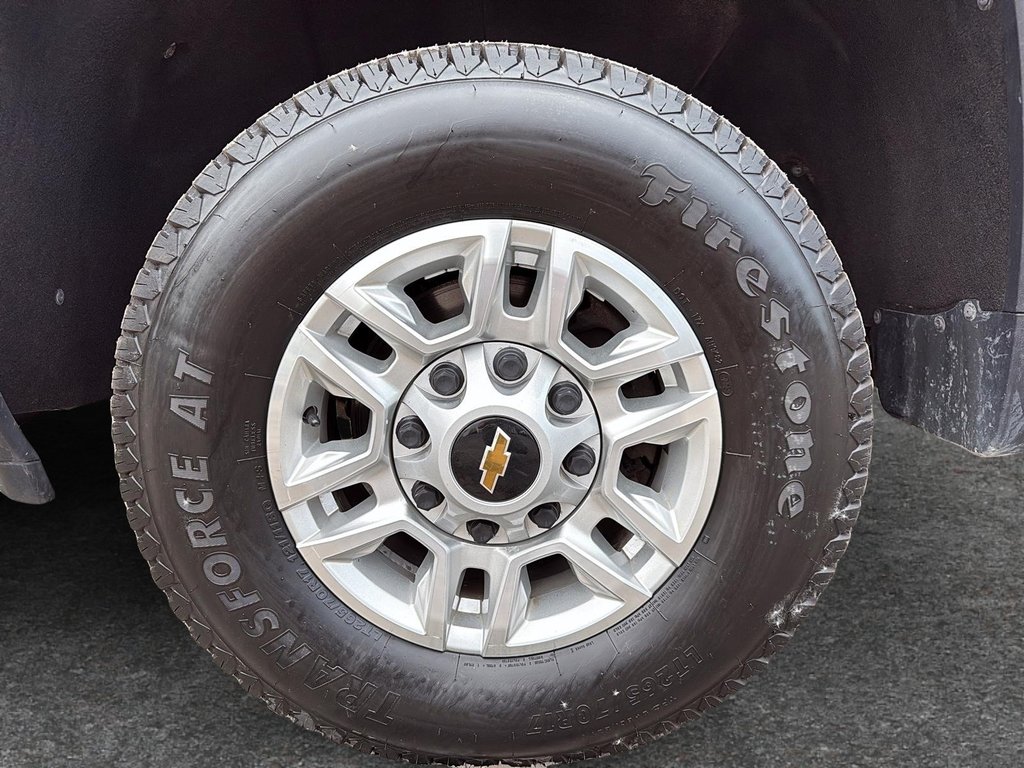 Chevrolet Silverado 2500HD LT 2025 à Drummondville, Québec - 6 - w1024h768px