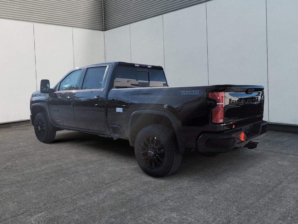 2026 Chevrolet Silverado 2500HD LTZ in Drummondville, Quebec - 4 - w1024h768px