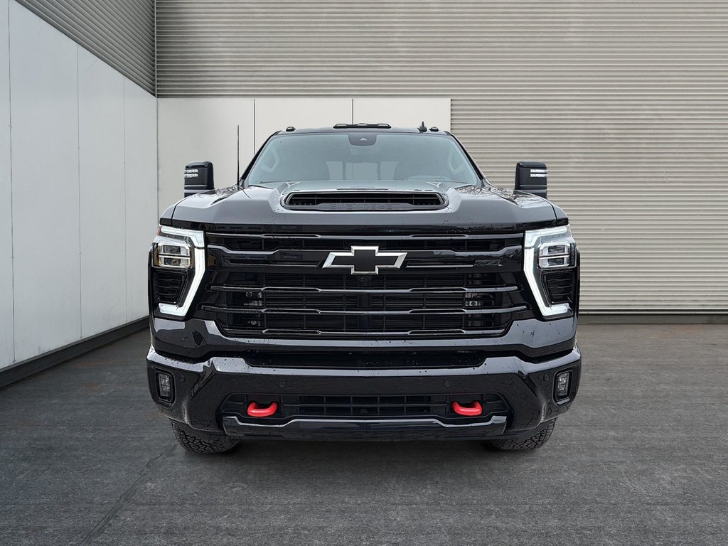 2026 Chevrolet Silverado 2500HD LTZ in Drummondville, Quebec - 2 - w1024h768px