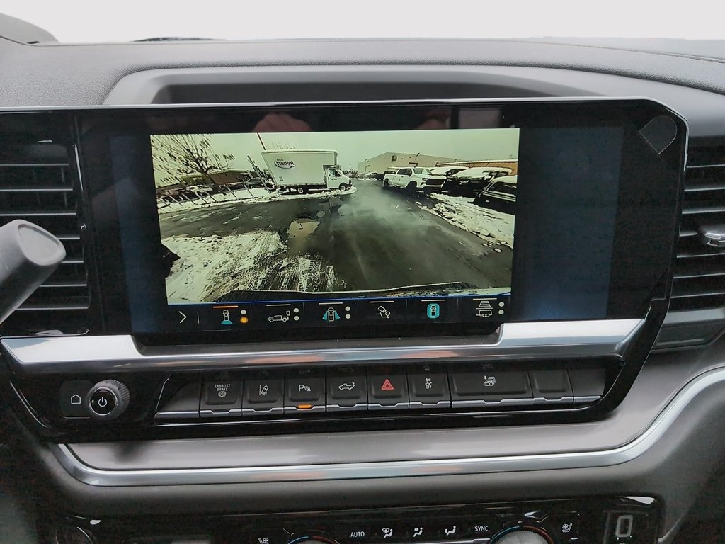 2026 Chevrolet Silverado 3500 HD HIGH COUNTRY DRW in Drummondville, Quebec - 17 - w1024h768px