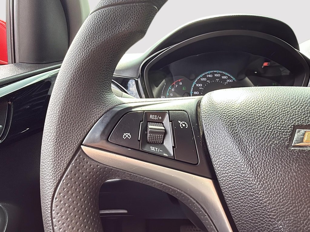 2018 Chevrolet Spark LT in Drummondville, Quebec - 13 - w1024h768px