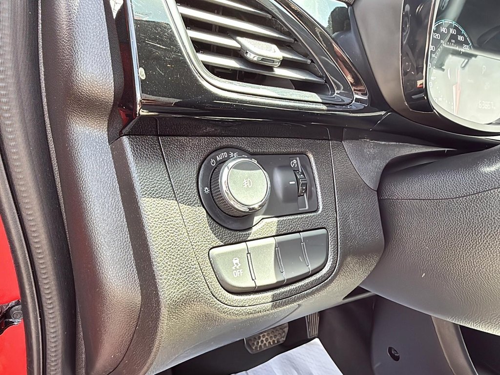 2018 Chevrolet Spark LT in Drummondville, Quebec - 13 - w1024h768px