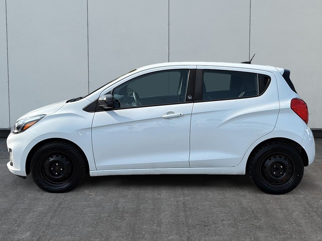 2019 Chevrolet Spark LS in Drummondville, Quebec - 5 - w1024h768px