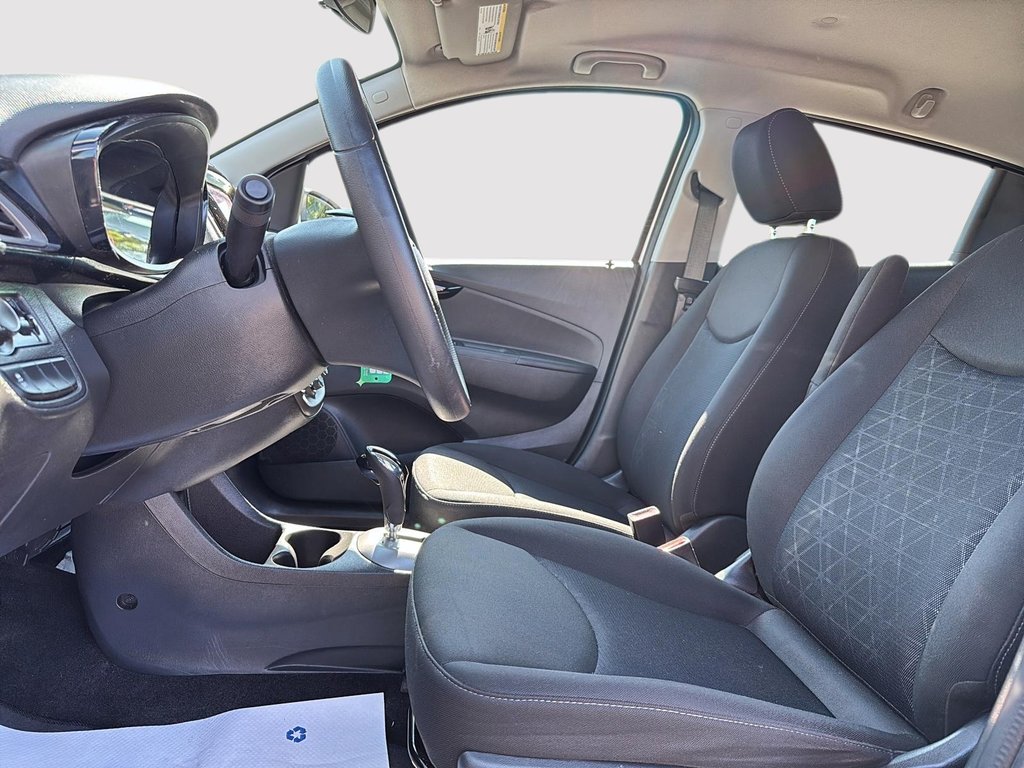 Chevrolet Spark 1LT 2022 à Drummondville, Québec - 9 - w1024h768px