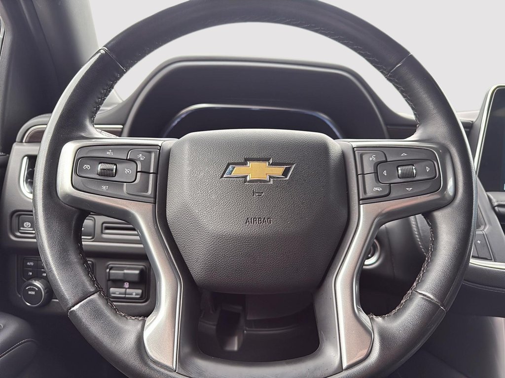 2024 Chevrolet Suburban LT in Drummondville, Quebec - 13 - w1024h768px
