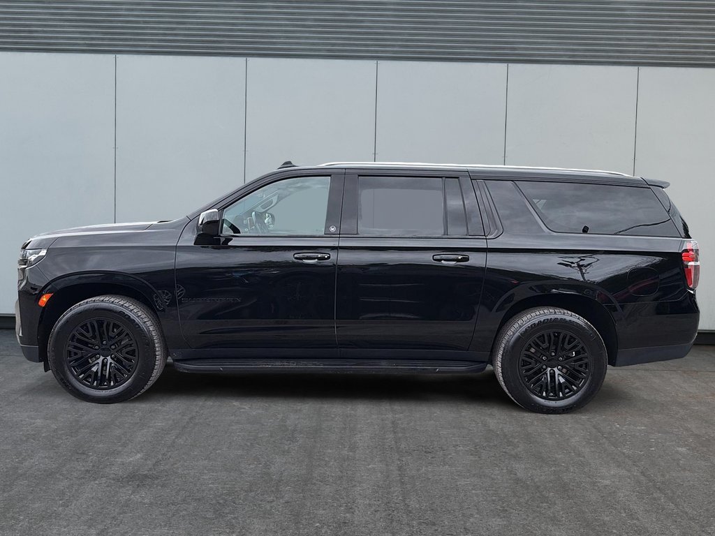 2024 Chevrolet Suburban LT in Drummondville, Quebec - 5 - w1024h768px