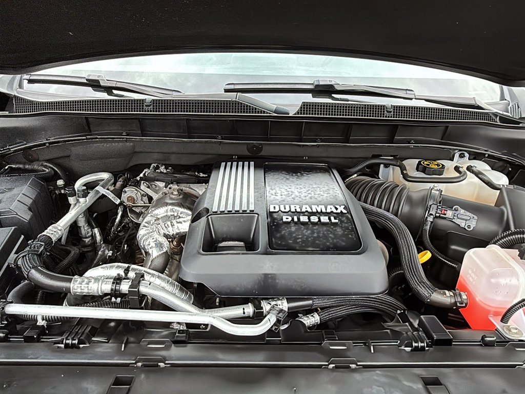 2024 Chevrolet Suburban LT in Drummondville, Quebec - 7 - w1024h768px