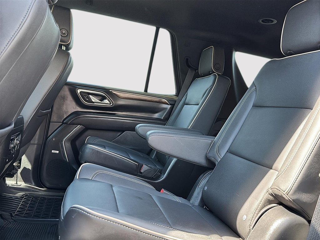 2023 Chevrolet Tahoe Premier in Drummondville, Quebec - 10 - w1024h768px