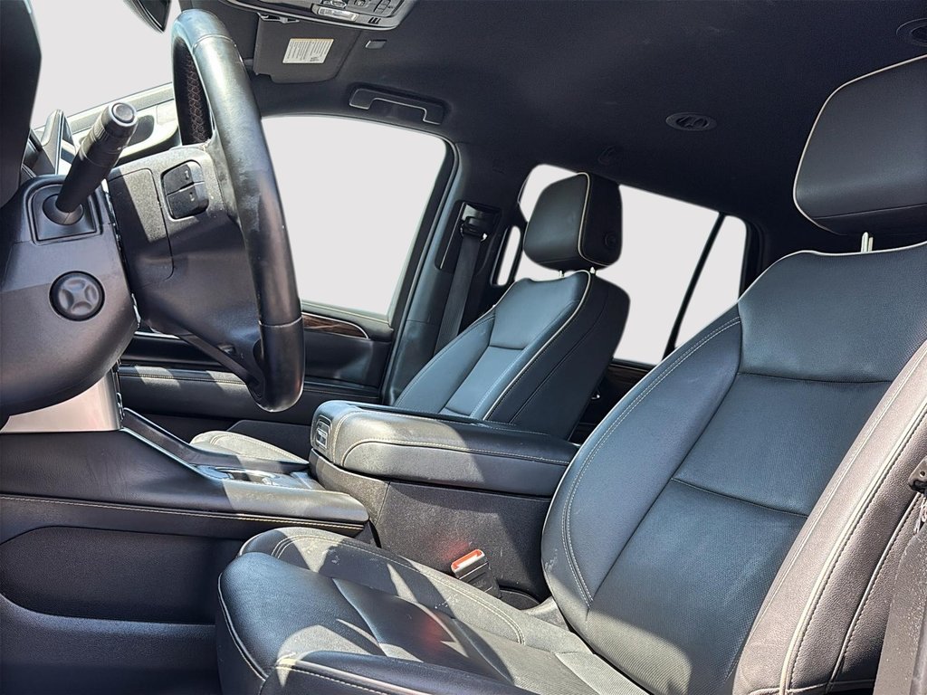2023 Chevrolet Tahoe Premier in Drummondville, Quebec - 9 - w1024h768px