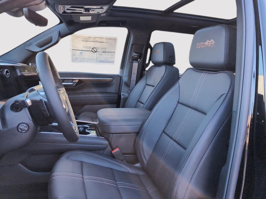 2025 Chevrolet Tahoe High Country in Drummondville, Quebec - 11 - w1024h768px