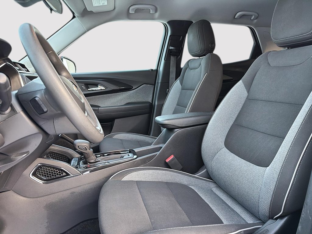 2023 Chevrolet Trailblazer LT in Drummondville, Quebec - 9 - w1024h768px