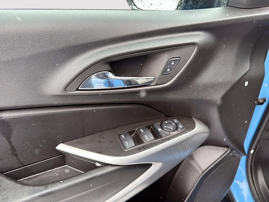 Chevrolet Trax 1RS 2024 à Drummondville, Québec - 11 - w1024h768px