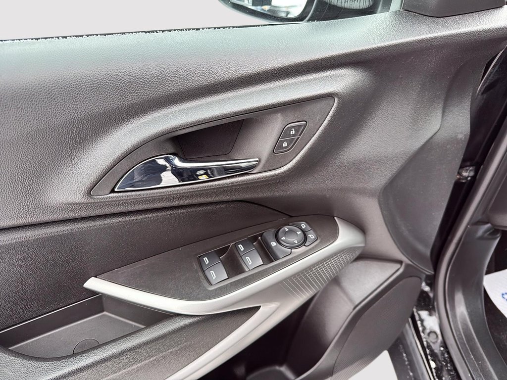 Chevrolet Trax 1RS 2024 à Drummondville, Québec - 12 - w1024h768px