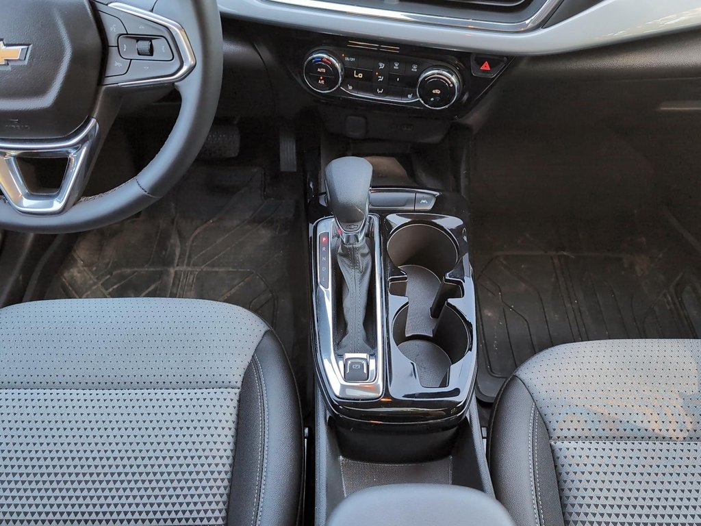 2025 Chevrolet Trax LT in Drummondville, Quebec - 19 - w1024h768px